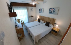 habitaciones-hostal-pamplona-5A 3 - 1