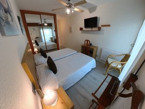 habitaciones-hostal-pamplona-5A 3 - 5